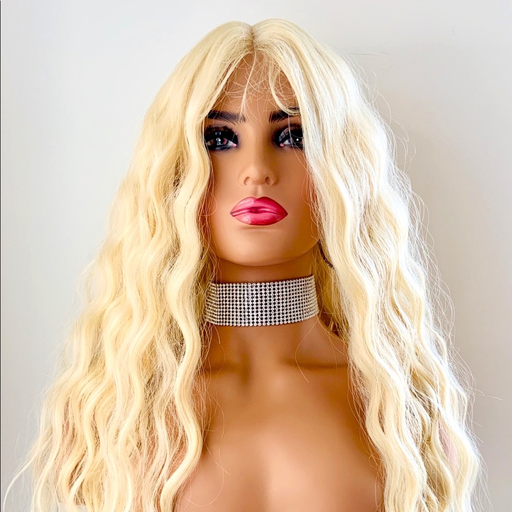 Long Gorgeous Blonde Lace Front Synthetic Wig for Everyday Wear or Events